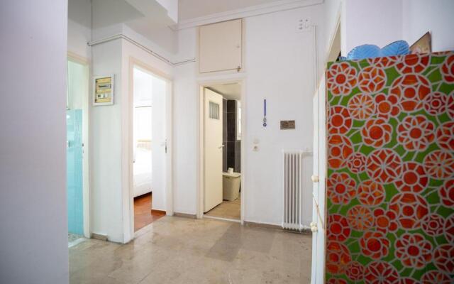 Dimotiko Theatro metro st. 1 bedroom 4 pers. flat