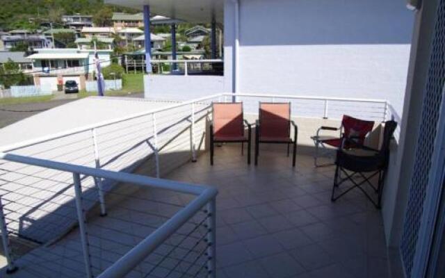 Adrift, 5B Scott Street