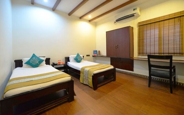 OYO Flagship 2207 Hotel Transit