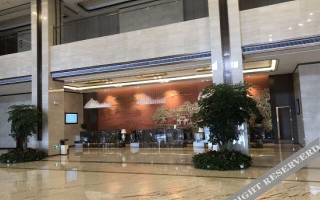 Ronghu Hotel