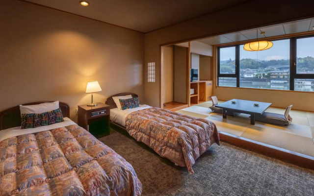 Shokyoto No Yu Mikuma Hotel