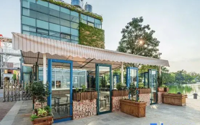 Yuehu View Smart Homestay (Jianshui Ancient City Branch)