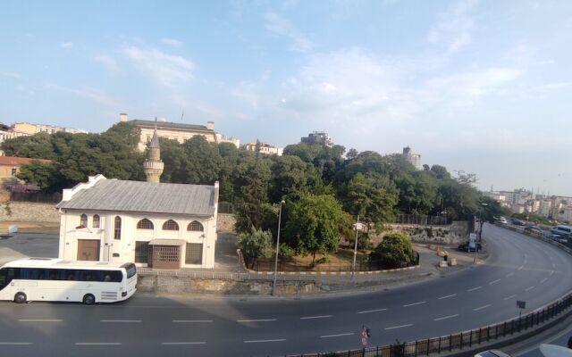 Nevalist Hotel