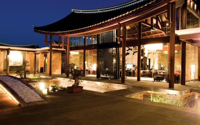 Banyan Tree Lijiang