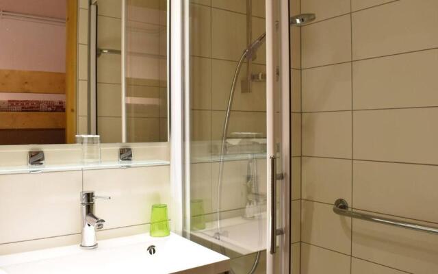 Appartement Méribel, 1 pièce, 3 personnes - FR-1-180-32