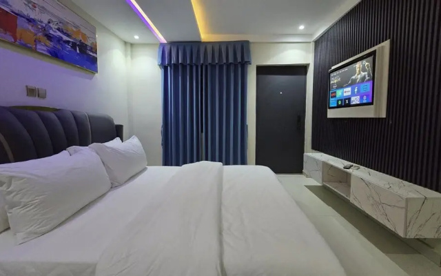 The Hierarchy Hotel