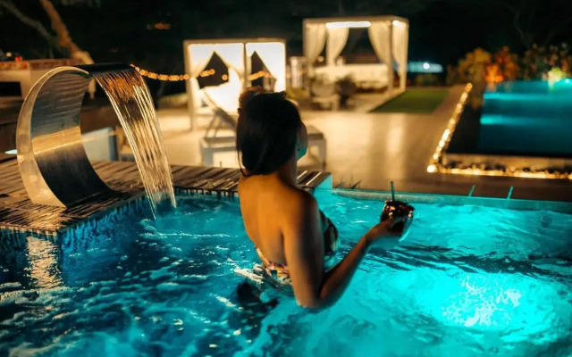 Tunas & Cabras Hotel