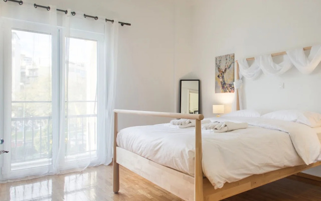 65m² homm Hype Koukaki Flat - A
