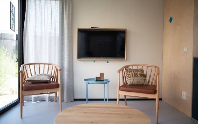 Modern Lodge With two Bathrooms, 100m From the sea