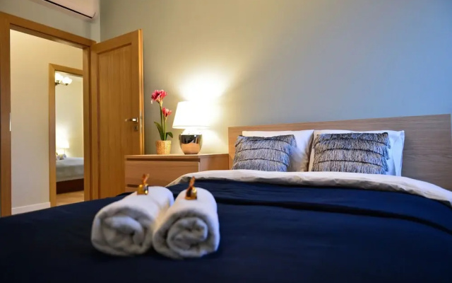 La Gioia Elegant Spacious Apartment