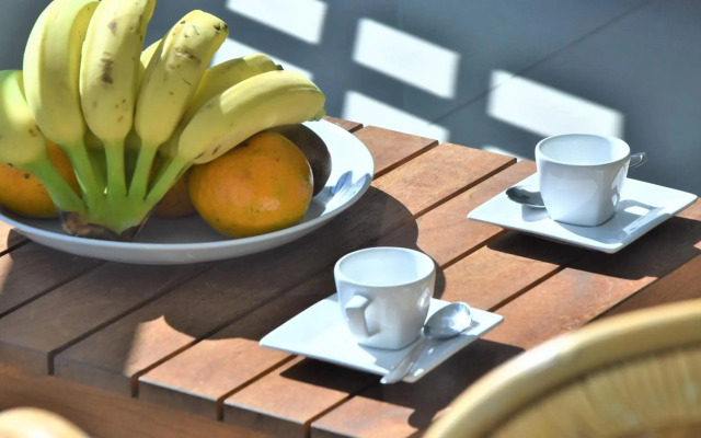 Iate Plaza Hotel