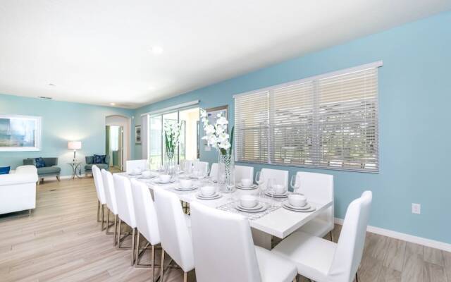 Solterra - 6112 Broad Oak Drive