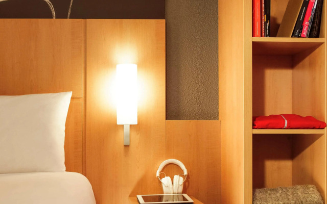 ibis Tamboré