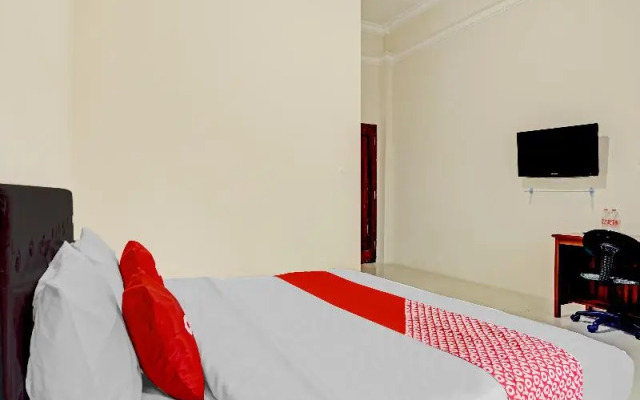 OYO Life 90544 Grand Redisa