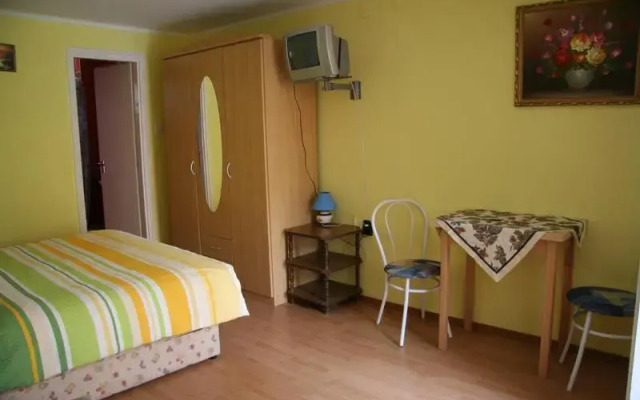 Amulett Apartmanház