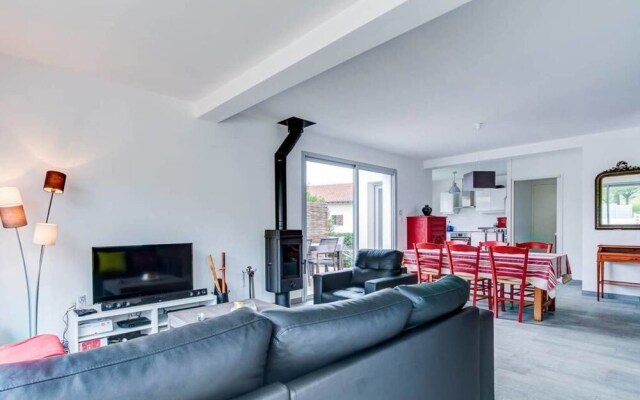 Bella Kapera-jolie Villa Avec Jardin