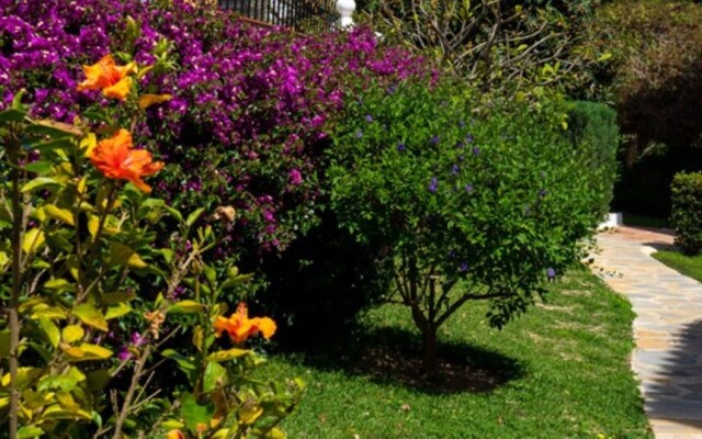 Apartment - 2 Bedrooms with Pool and WiFi - 107875