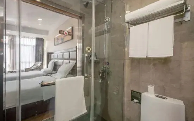 Starway Hotel (Jiayuguan Chengxin Plaza)
