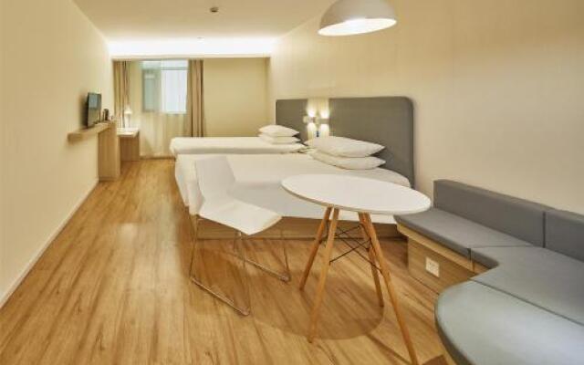 Hanting Hotel Wuhan Hongshan Square Minzhu Road