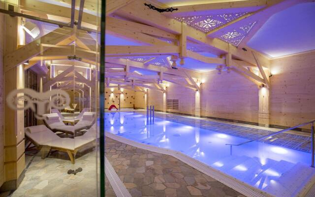 ARIES Hotel & SPA