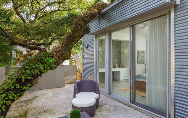 Miami Regatta House