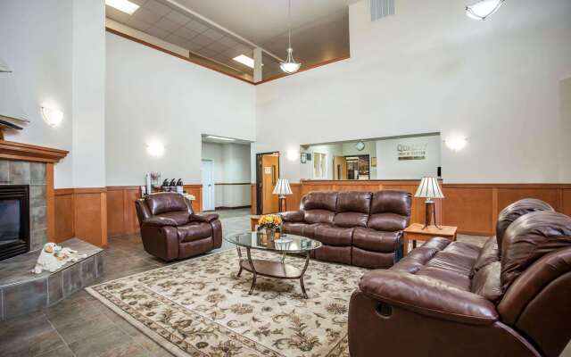 Quality Inn & Suites Federal Way - Seattle