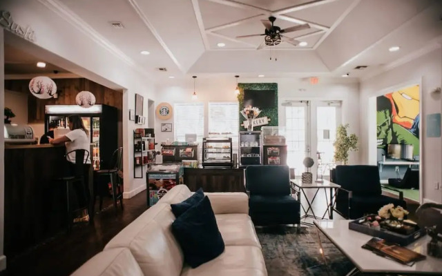 Family House With Amazing Themed Rooms