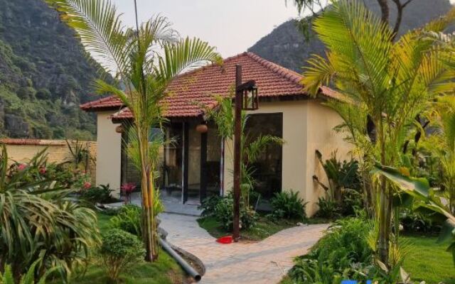 Scenic Mountain Ecolodge Ninh Binh