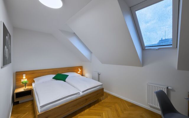 DownTown Suites Rubesova