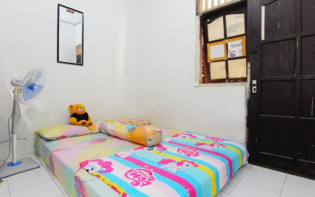 D'Angkring Wisma Sarjana