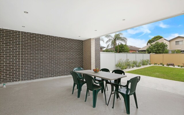 Pearson Villas - Sydney