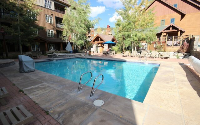 Buffalo Lodge 8421 by SummitCove Vacation Lodging