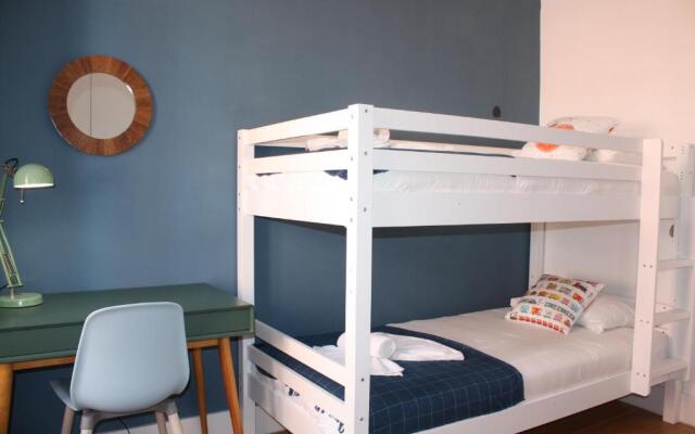 Lovelystay - Bright And Spacious Flat in Graça