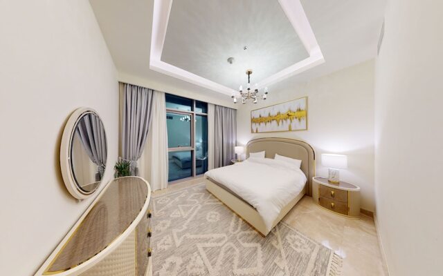 4 Maid Penthouse Panoramic Views in Dubai Creek Harbour