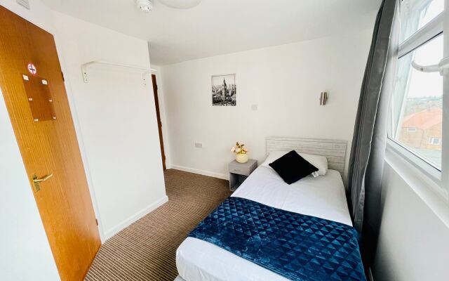 Harbour Hotel