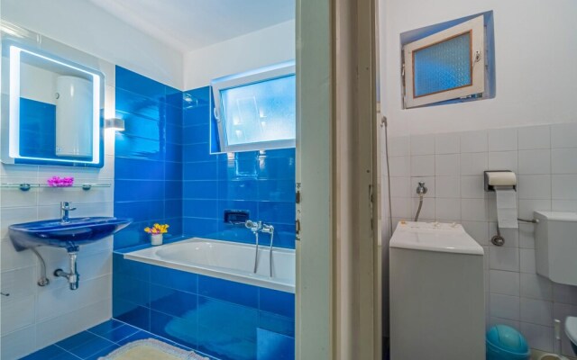 Nice Apartment in Premantura With 2 Bedrooms and Wifi