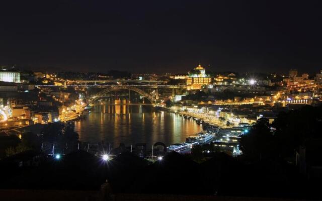 Historical Porto/Gaia Apartment