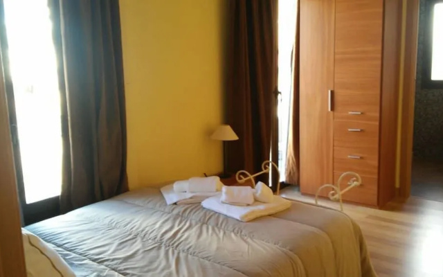 Apartamentos Turísticos La Garza