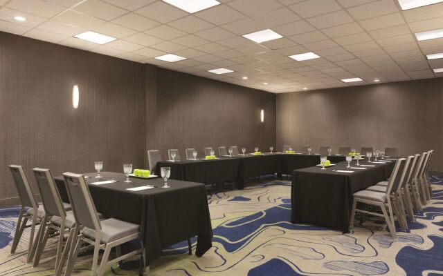 Radisson Hotel McAllen Airport
