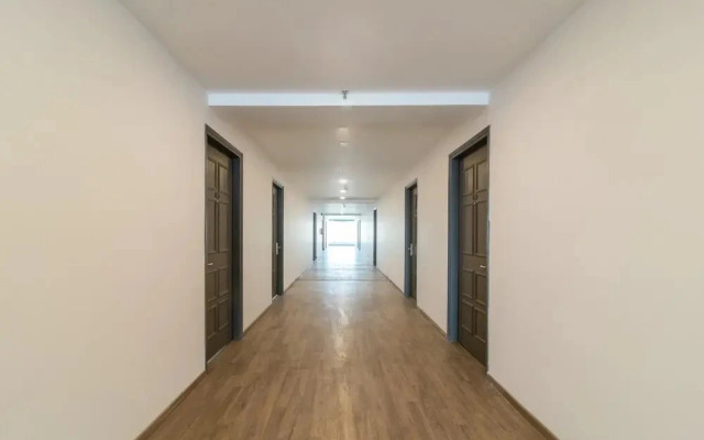 OYO Townhouse 120 The Axis
