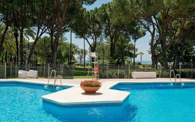 Beachfront Luxury Residence, Playas del Duque, Puerto Banús, Marbella