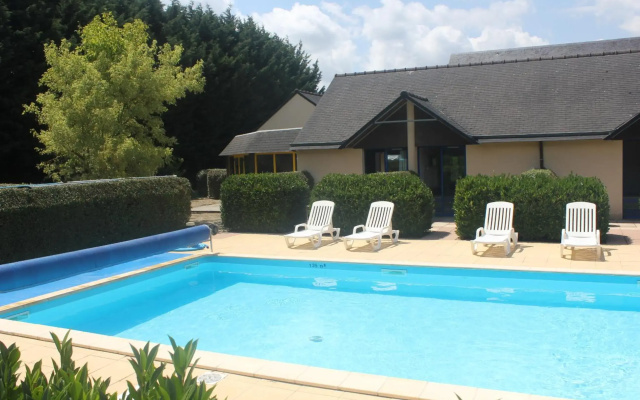 LOGIS Les Dineux Village
