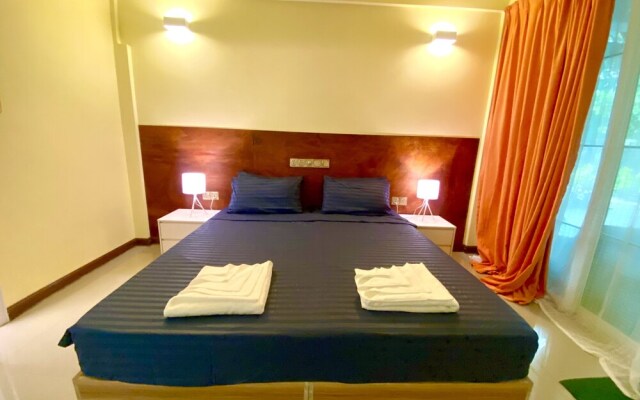 Sands Grand Hotel
