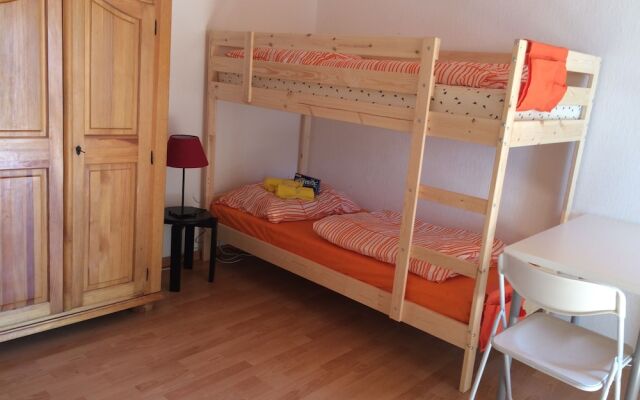 WG-Hostel