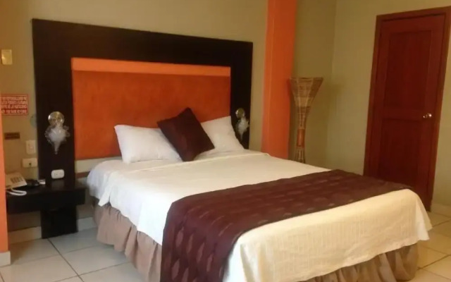 Tropical Inn