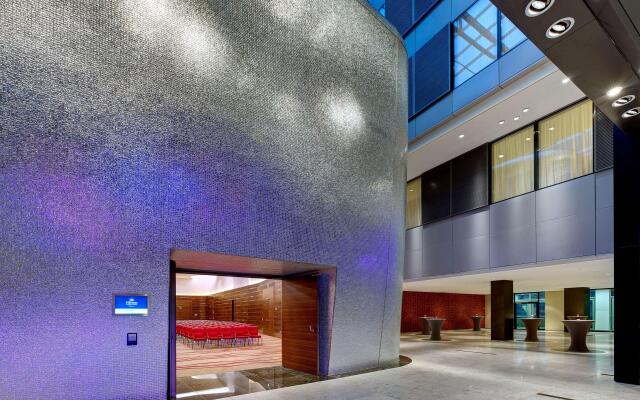 Hilton Frankfurt Airport