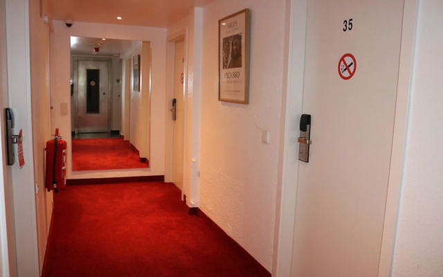 Hotel Paris
