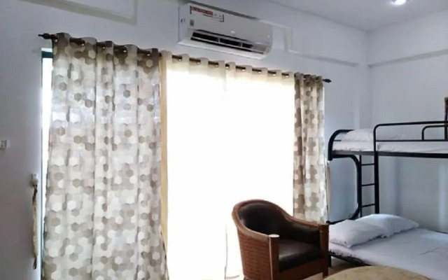 Michelle's Canyon Cove