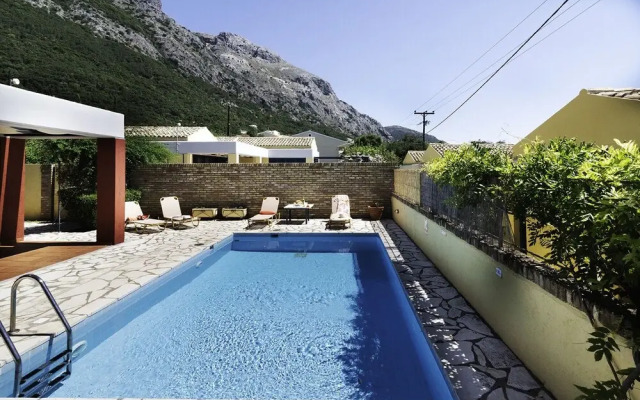 Barbati Beach Apartments @ La Riviera Barbati