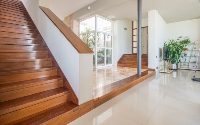 Luxury Beachfront Villa in Tarragona TH 63